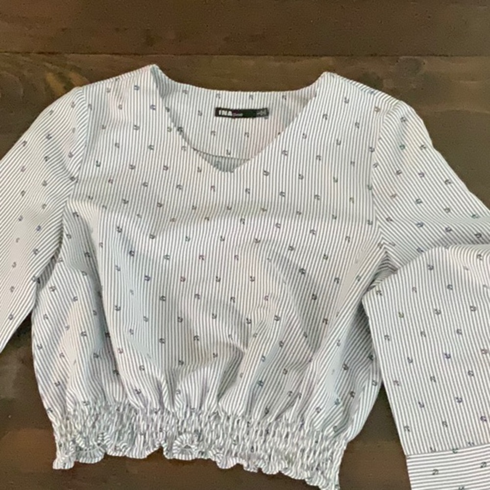 Ina Blue Blouse with V-Neck and Elastic Hem